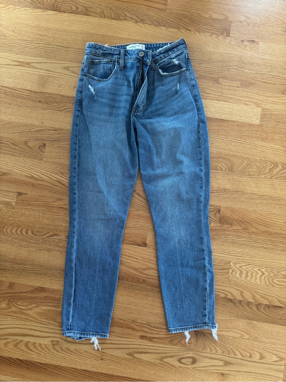 Abercrombie & Fitch The Skinny High Rise Jeans- Curve Love- size 27